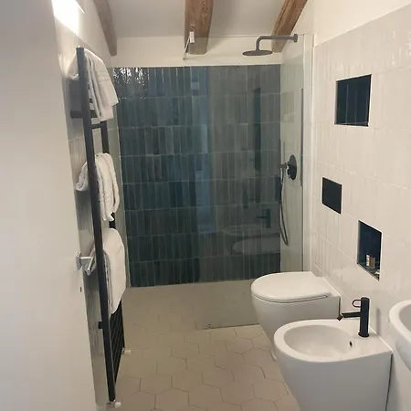 Casali * 的里雅斯特