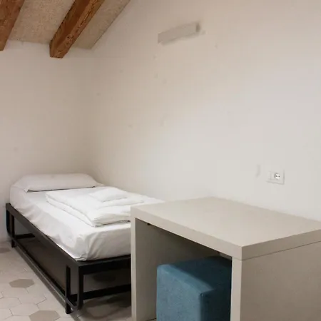 Casali * 的里雅斯特